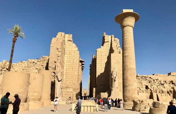 Full-day East and West Bank tour with lunch from Luxor