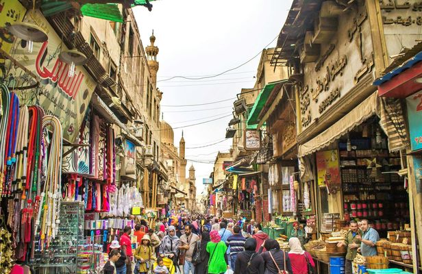 Historic Cairo tour with Al-Muizz Street, Al-Azhar Mosque and Khan El Khalil Bazar