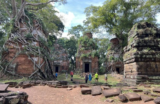 Koh Ker ancient temples tour from Siem Reap