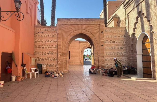 Marrakech guided tour with Bahia Palace and Madrasa entry