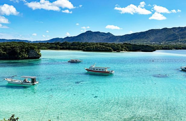 Private Ishigaki excursion with Kabira Bay and Emerald Sea views