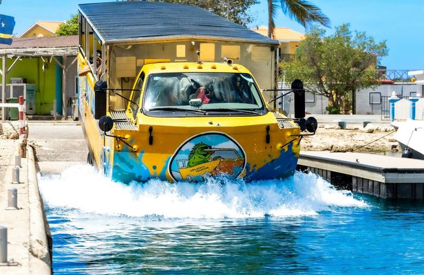 Splashy Iguana amphibious bus tour of Curaçao