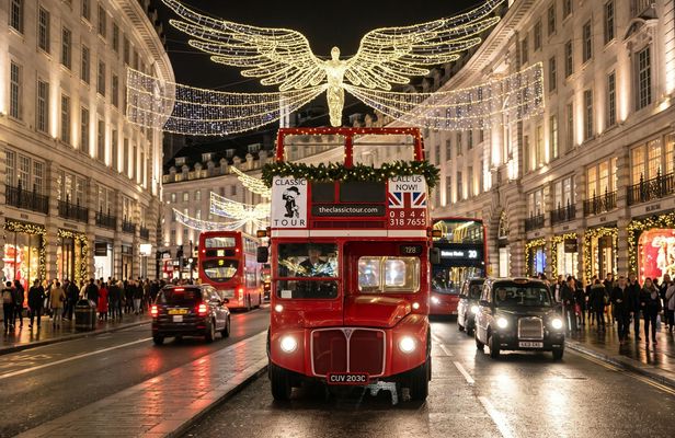 Open vintage bus tour of London Christmas lights