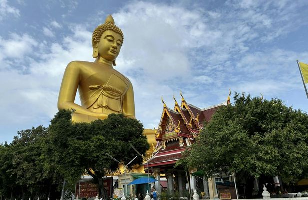 Bangkok small-group electric canal tour with Big Buddha views