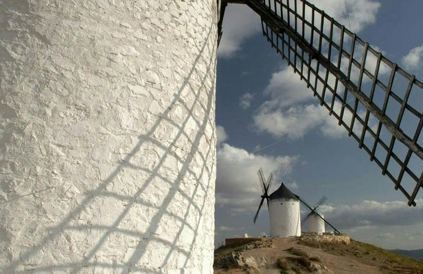 Toledo day trip from Madrid with Don Quixote windmills