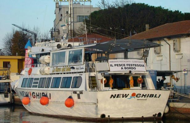 Half-day boat tour along the Riviera Romagnola from Milano Marittima