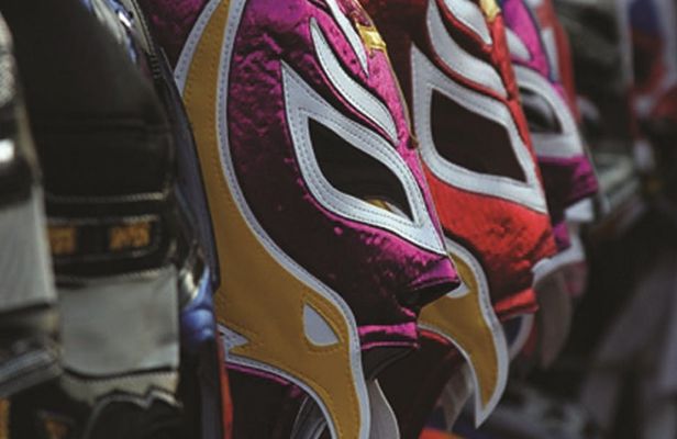 Wrestling guided tour in Mexico City