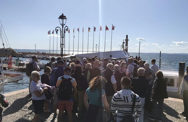 4h - Lake Garda Island and Salò afternoon guided boat tour