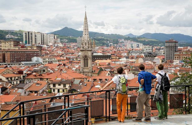 Bilbao and Guggenheim Museum small-group tour from Vitoria
