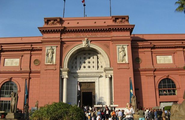 Egyptian Museum in Cairo: Private Guided Tour