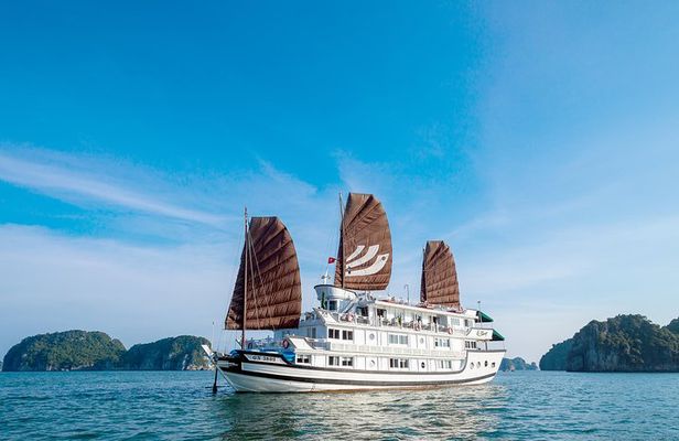 All inclusive Bhaya 2-Day Halong Bay Tour
