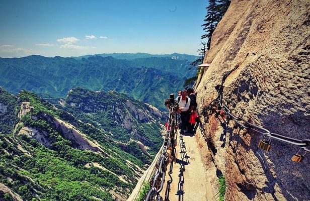 Private Xian Mt Huashan Adventure Day Tour