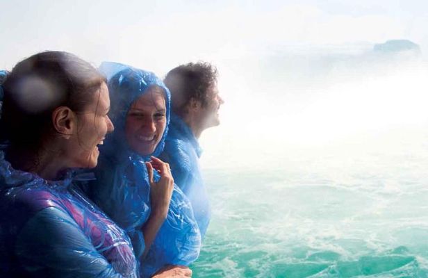 Full-Day Niagara Falls Tour with Winery Visit from Toronto