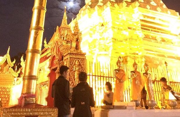 Chiang Mai : Hill Tribe Ways & Evening Chanting at Doi Suthep Temple Small Group