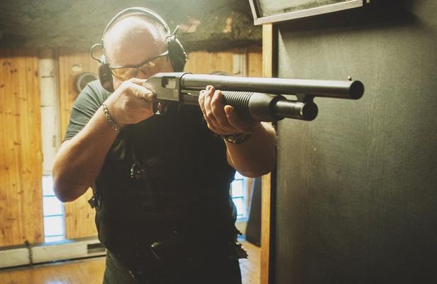 Top Entertainment in Vilnius: Try Real Guns