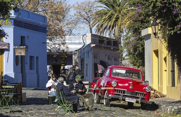 Colonia del Sacramento Small-Group Day Trip