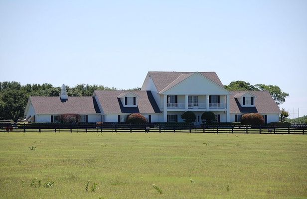 Combination Southfork Ranch and Dallas/JFK Highlights Tour