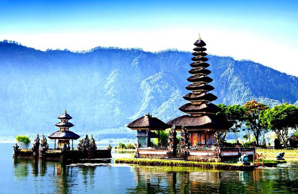 Full-Day Tour to Water Temples and UNESCO Rice Terraces in Bali