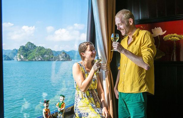 Overnight Halong Bay Cruise by Halong Suite Cruises Including Hanoi Pickup