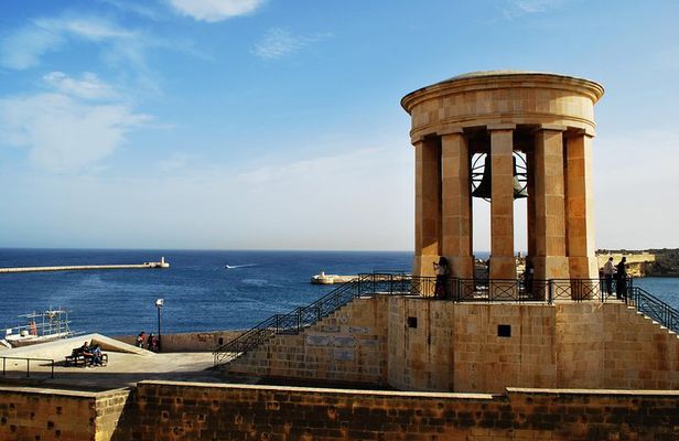Valletta Half Day Tour - St. John's Cathedral & Malta Experience