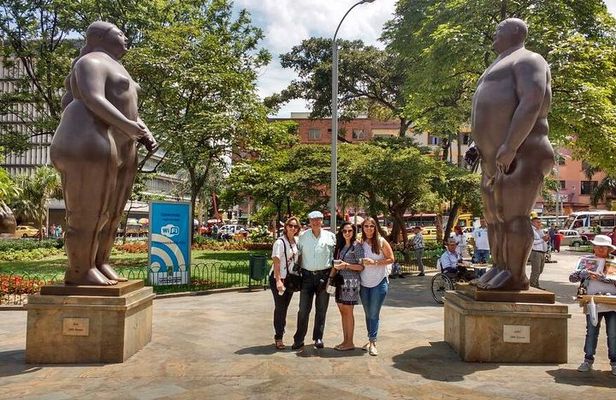 Private Full Day City Tour of Medellin