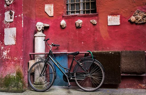 Bike Tour: The city in its heart