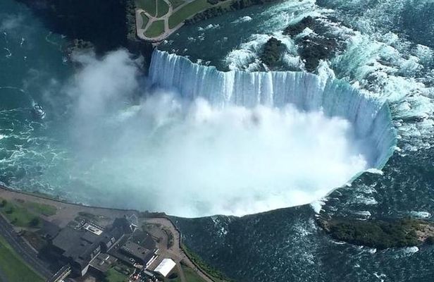 Toronto to Niagara Falls Tour: Boat, Journey Behind Falls & Lunch