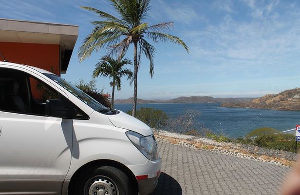 Private Shuttle from Manuel Antonio to SJO Airport