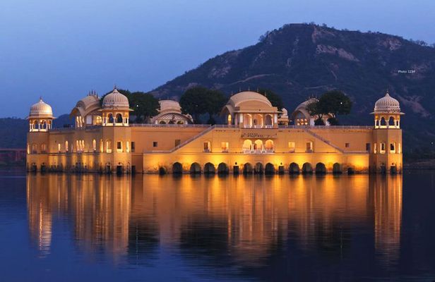1 Day Trip to Jaipur by Car From Delhi