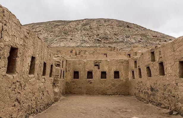 Small-Group Tour to Tambo Colorado from Pisco