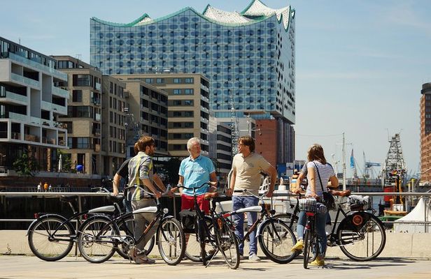 Guided Hamburg City Bike Tour