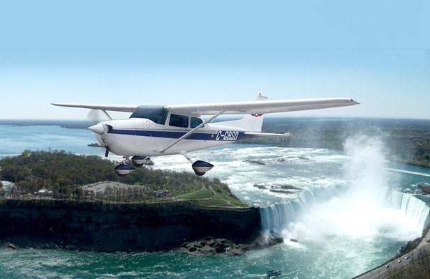 30 Minute Niagara Falls Airplane Tour