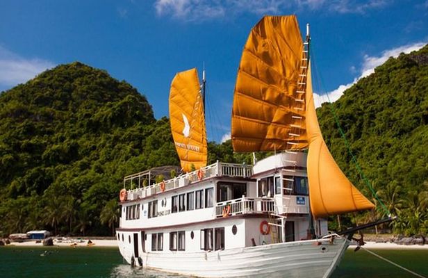 2-Day, 1-Night Halong Bay Discovery Cruise from Hanoi