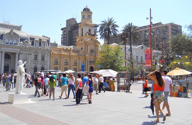 Private Tour: Half-Day Santiago Discovery