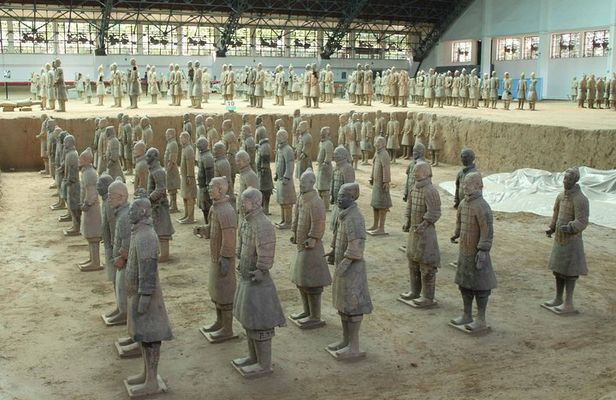 Customizable Terracotta Warriors Day Tour in Xian