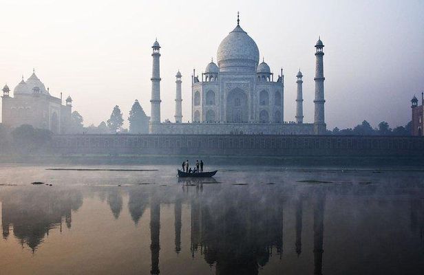 Delhi Lay over Taj Mahal Tour