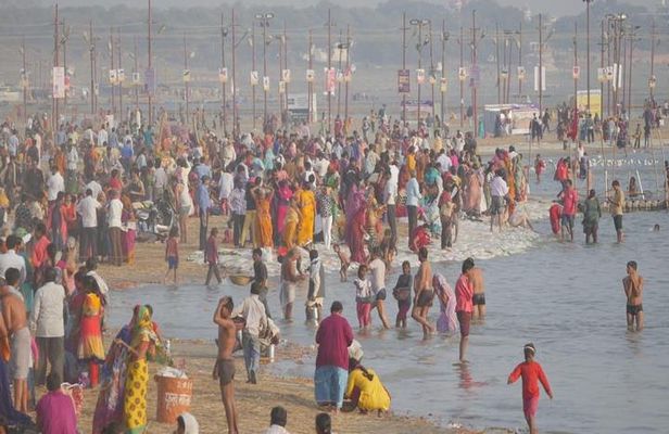 Day Trip to Triveni Sangam Allahabad from Varanasi
