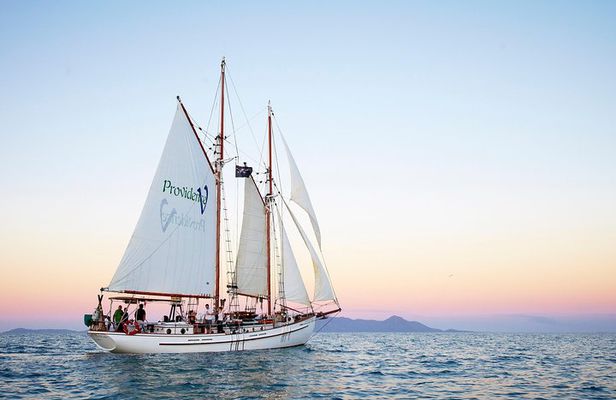 Whitsundays Sunset Sailing Cruise