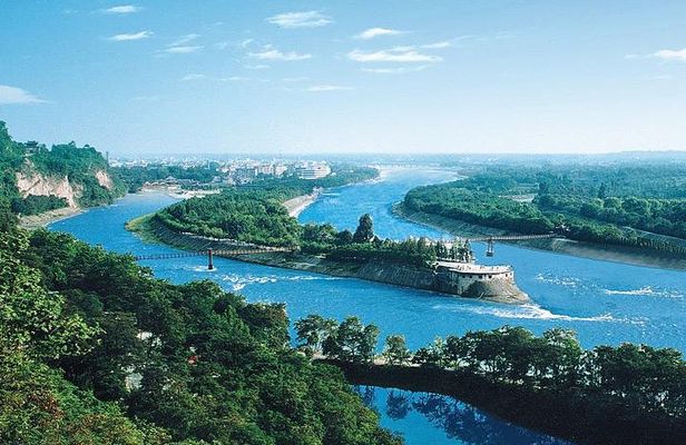 Private Day Tour: Chengdu Wuhou Temple, Jili and Dujiangyan Irrigation System