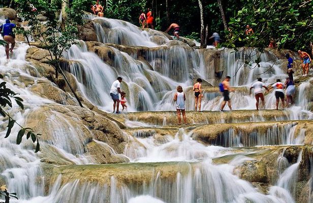 Ocho Rios Highlight Tour Including Dunn's River Falls