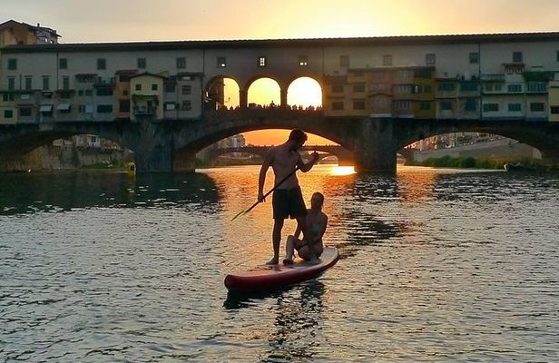 SUP at Ponte Vecchio with a Floating Drink - Florence Paddleboarding