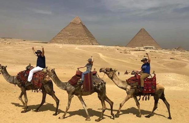 Cairo Layover Tour to Giza Pyramids Sphinx,Coptic Cairo & Old Bazaar