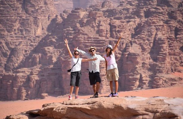 2-Day Petra, Wadi Rum and Dead Sea Tour from Amman