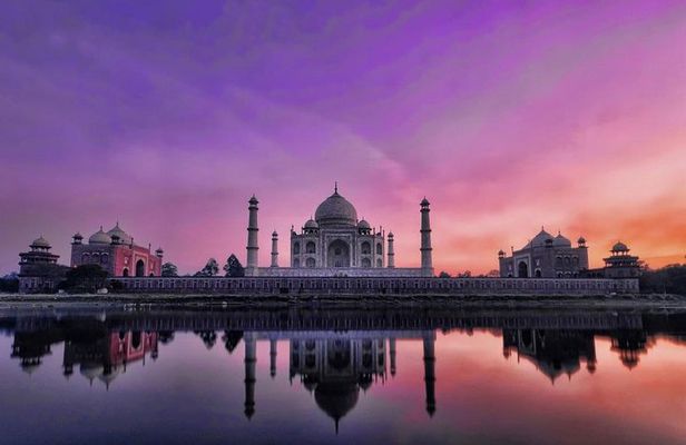 Taj Mahal Tour by Car From Delhi