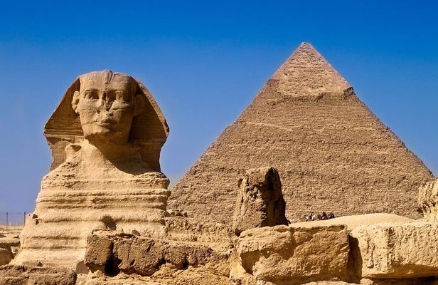 Best Private Half-Day Tour to the Pyramids of Giza with Lunch 