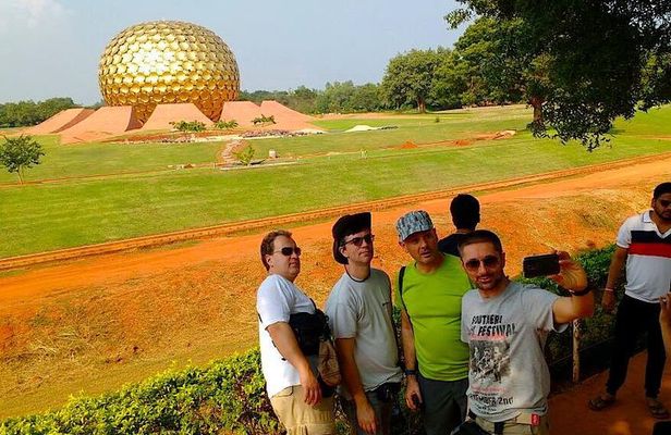 One day private tour of Pondicherry from Chennai in car with a guide
