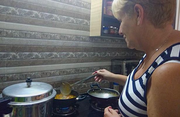 Learn to cook a South Indian meal in Chennai