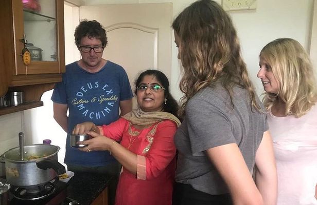 Cooking experience in Kochi, a half day tour
