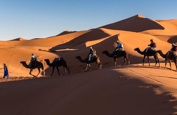Private 3-days Desert tour from Zagora to Erg chigaga Dunes & Camel trek 