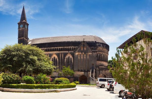 Spices and Stone Town Tour in Zanzibar
